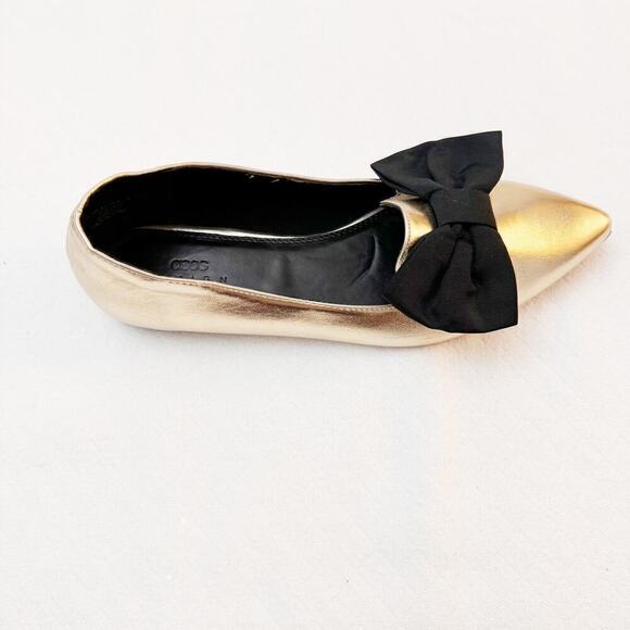 ASOS Design Bow Front Flats  Metallic Gold SZ8 - Picture 4 of 6